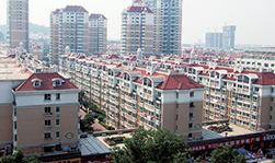 院工會(huì)組織“迎五一”爬山比賽